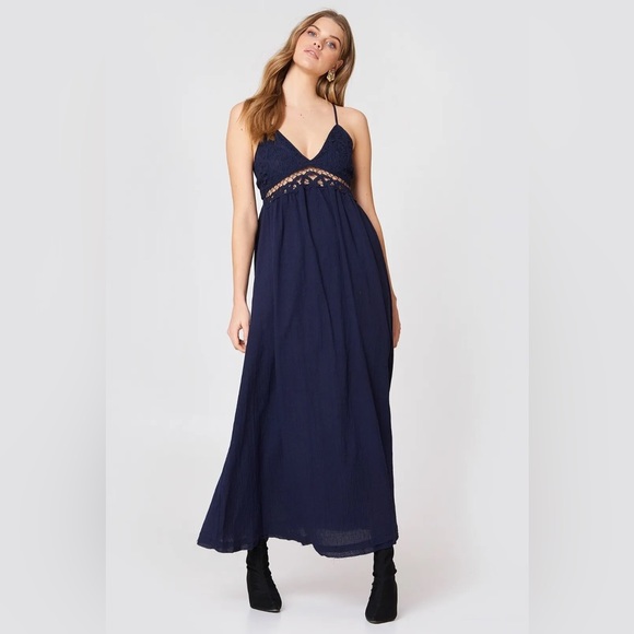 Moon River Dresses & Skirts - NWT Moon River Navy Blue Cotton Lace Tie Back Maxi Dress with Adjustable Straps
